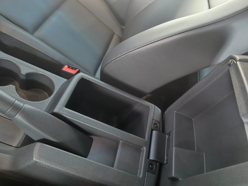 Volkwagen Amarok Trendline 4x2 Manual 0 Km Aj