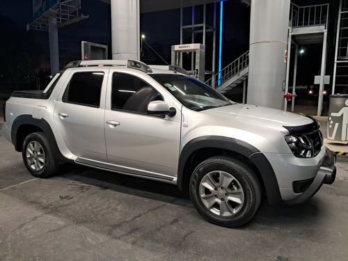 Renault Duster Oroch 2.0 Outsider Plus