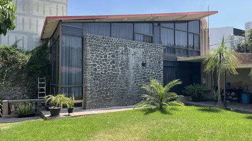 Casa De Una Planta En Renta En Álamos Primera Sección, En Condominio