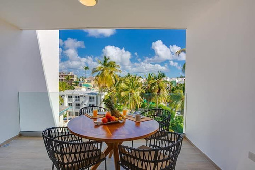 Penthouse De 3 Habitaciones Amueblado En Los Corales/ Listo Para Entrega