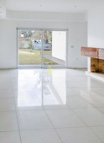 Venta Casa Pinares Punta Del Este