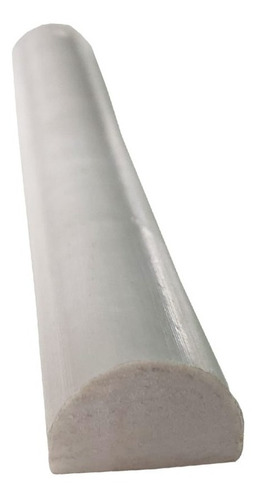 Imagen 1 de 3 de Perfil Media Caña Luna Macizo Plástico Pvc