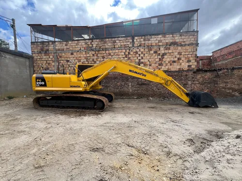 Excavadora Komatsu Pc 200 - 8 Con Linea Humeda