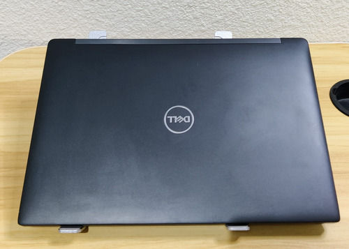 Laptop Dell Latitude 7390 Core I5-8 8gb Ram 256gb Ssd Rápida (Reacondicionado)