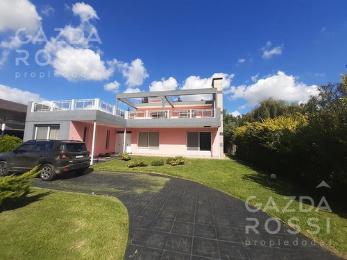 Venta De Casa