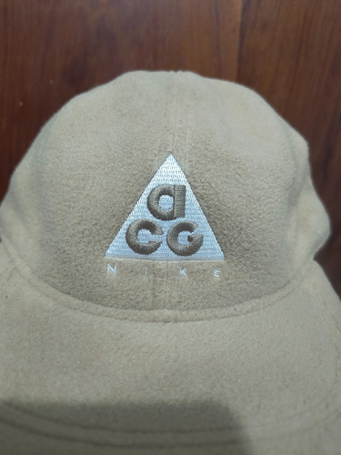 Gorra Nike Acg Aw84 Original Beige Regulable Lisa (Usado)