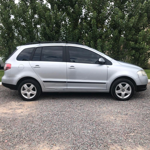 Volkswagen Suran 1.6 Highline 2007