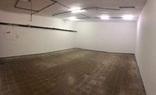 Imagen 4 de 6 de Centro, Mercado Sud, Local Comercial De 270 M2, En Zona De Mayoristas