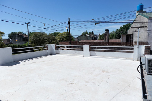 Venta Casa 2 Dorm A Media Cuadra De Av Blas Parera