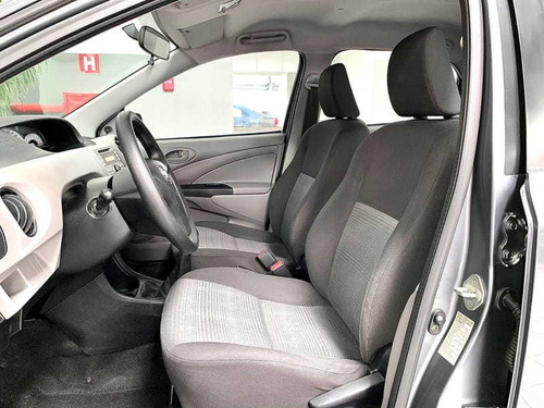 Toyota Etios Sd Xs 1.5 Mt