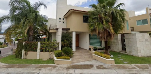 Fantastico Remate Bancario, Casa A La Venta En Cumbres Del Lago