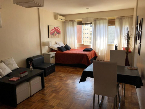 1 Amb - Paraguay 600 - Amueblado! - $33.000 Paquete