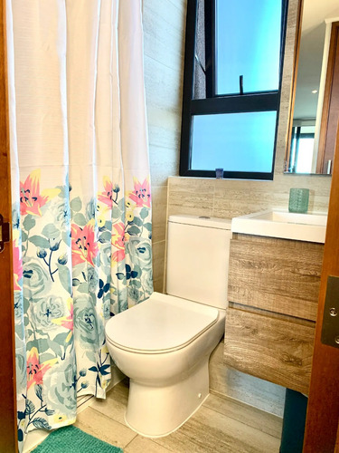 Departamento Frente Al Lago Con Playa Privada