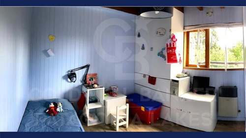 Imagen 13 de 30 de Venta Casa 4 Amb, 146 M2 Sobre Lote 1000 M2, Topacio 91, Barrio Arauco, Villa La Angostura
