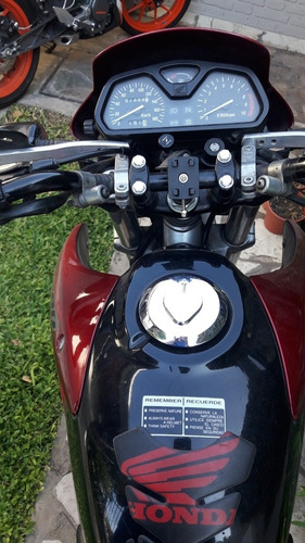 Imagen 5 de 8 de Honda Falcon 400