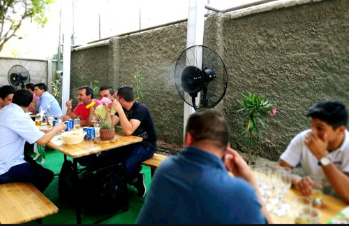 Imagen 3 de 5 de Arriendo Ventiladores Con Nebulizador De Agua