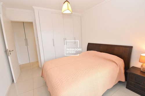 Departamento En Venta En Edificio Frente Al Mar