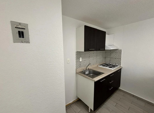 Departamento En Venta En Merced Balbuena Venustiano Carranza Cdmx C.p. 15810 Lf*