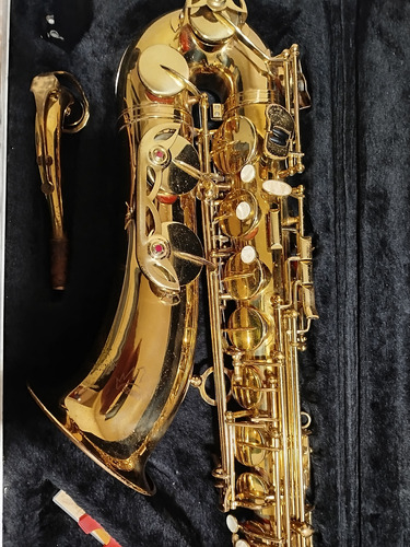 Saxofón Tenor Marca Viena 