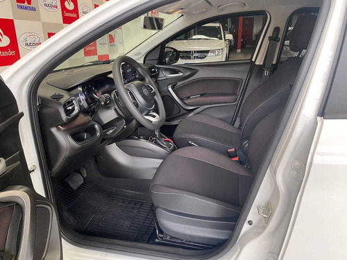Imagem 9 de 12 de Fiat Cronos Precision 1.8 16v Flex Aut 2021