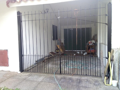 Imagen 10 de 12 de Casa Sola En El Lote. Gas Natural. Lote Libre
