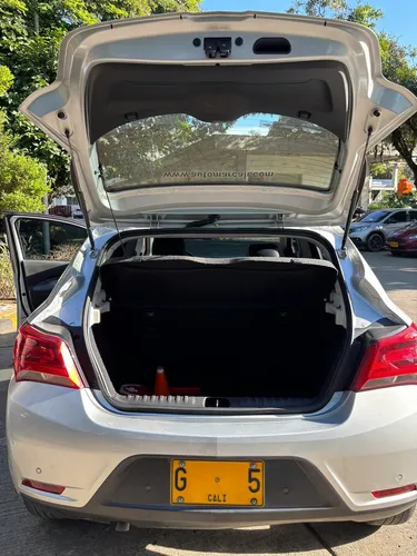 Chevrolet Onix 1.4 Ltz 5 p