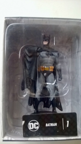 Figura Batman De Resina Colección Dc Comics