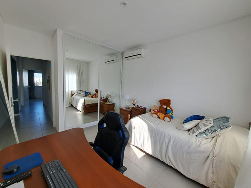 Imagen 27 de 30 de Venta Casa Lote Interno Tipas Nordelta Pileta