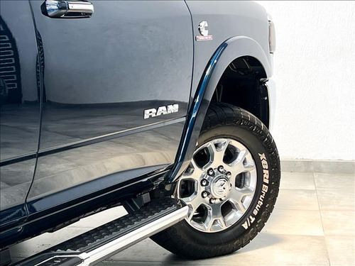 Ram 3500 Laramine 6.7 Turbo I6 4x4