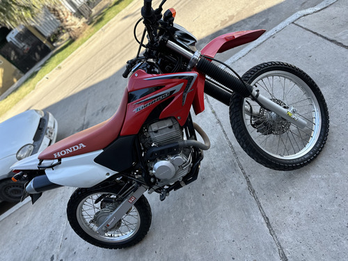 Honda Tornado 250 Año 2017