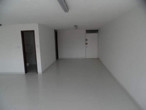 Imagen 11 de 13 de Oficina En Arriendo En Bogotá San Martín