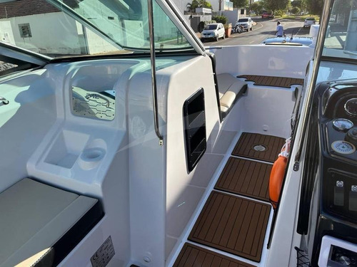 Lancha Focker 242 Gto (2023) - Mercruiser 250hp + Carreta