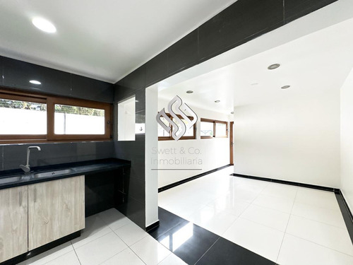Venta Casa Blanca Estela 760 M2 7 Habitaciones Bosques