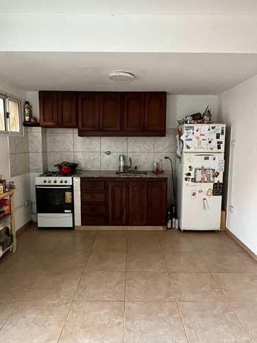 Imagen 3 de 12 de Dúplex En Venta De 2 Dormitorios C/ Cochera En La Plata