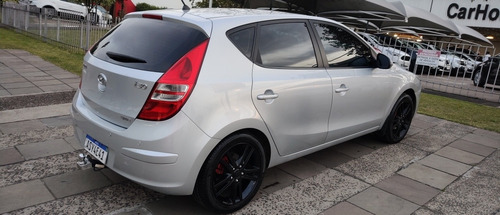Imagem 4 de 15 de Hyundai I30 2010 2.0 Gls Aut. 5p