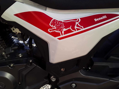 Imagen 6 de 16 de Benelli Tnt150