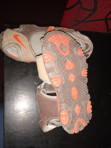 Sandalia Nike Nene 29