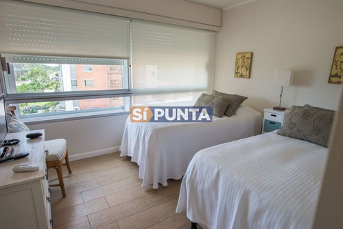 Imagen 19 de 23 de Apartamento En Venta - Playa Mansa