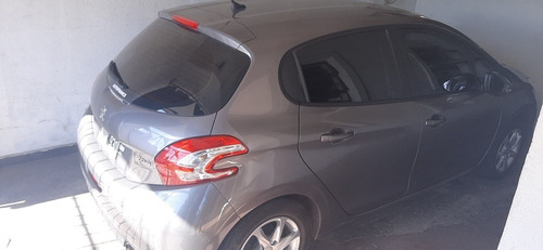 Peugeot 208 1.5 Allure Touchscreen 2013