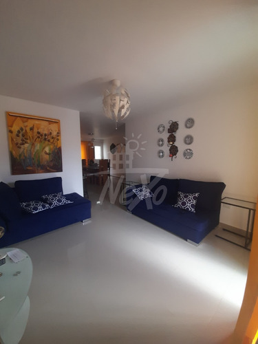 Imagen 13 de 18 de Vendemos Apartamento 2do Nivel En Residencial Con Piscina (hfa-241)