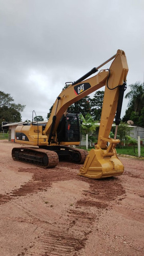 Escavadeira Cat 320d