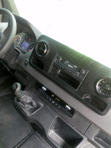 Mercedes-Benz Sprinter Furgão 2.0 315 Street Cdi Extra Longo Teto Alto 14M3 5P