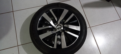 Rin 16 Honda City Original Con Llanta (detalle)