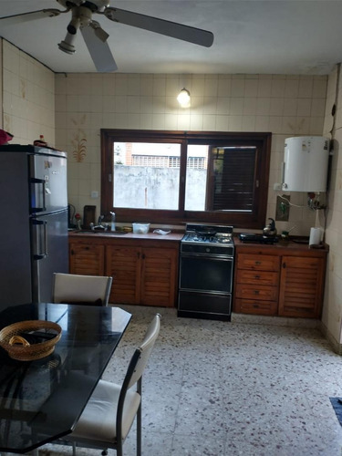 Imagen 8 de 14 de Tipo Casa Al Frente En Excelente Ubicación!!!!