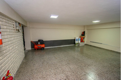 Imagen 10 de 21 de Venta Local Comercial En Zona Centrica