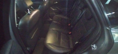 Imagen 8 de 15 de Ford Focus Se Plus 2.0