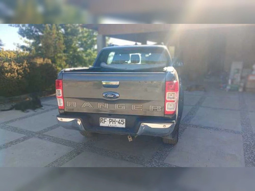 Ford Ranger LIMITED 4X4 3.2L AT
