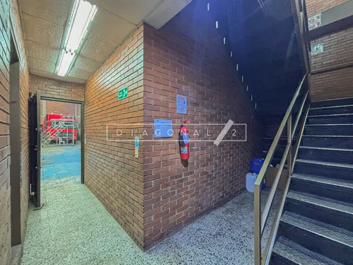 Bodega Industrial En Arriendo En Montevideo
