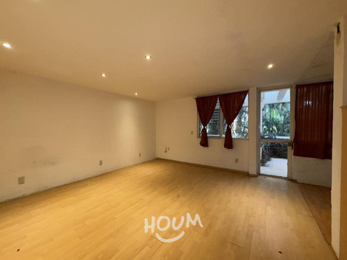 Casa En Colinas De San Javier, Guadalajara Con 7 Recámaras, 1305 M², Id: 151607