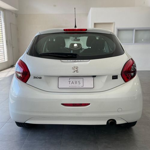 Peugeot 208 1.6 Allure